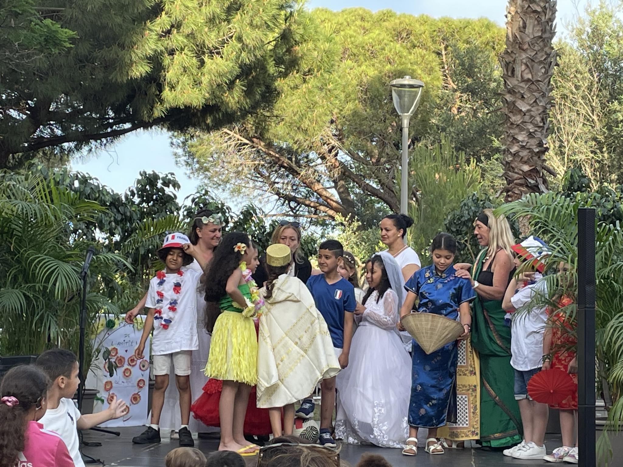 Les enfants du monde Les enfants du monde